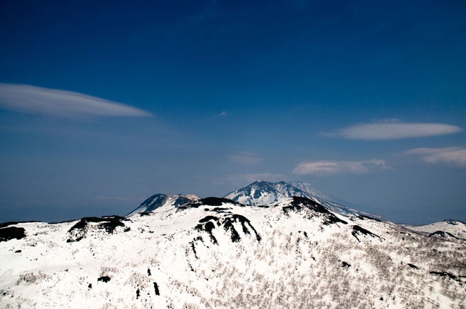 Nitonupuri, Iwaonupuri, Annupuri and Youteizan, zan means mountain in Japanese