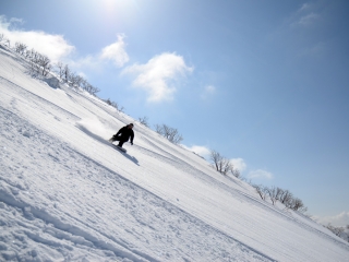 Early Spring Riding in Niseko on Niskeo Annupuri